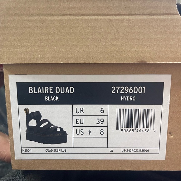 Blair Black Hydro Quad Sandals - Picture 6 of 6